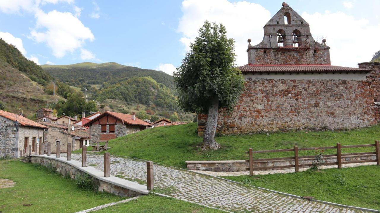 Casa Rural Cares Santa Maria de Valdeon エクステリア 写真