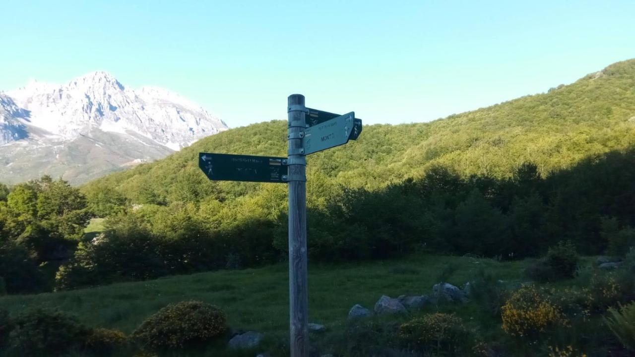 Casa Rural Cares Santa Maria de Valdeon エクステリア 写真